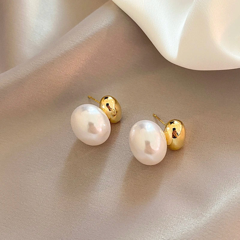 2025 New French Elegant Gold Color Bean Spliced Flat